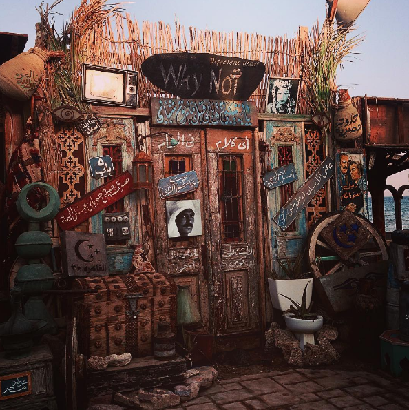 The most famous door in Dahab - Sinai by Passainte Assem