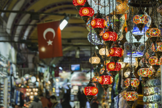 Grand Bazaar of Istanbul - Bayazite via shutterstock